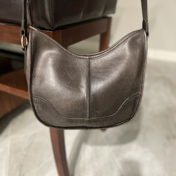 Frye Cara Saddle Crossbody SMOKE - Picture 3 of 10